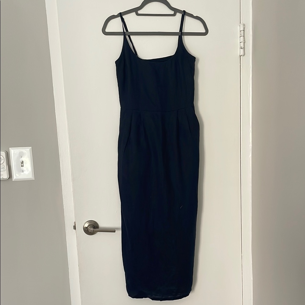 Quince Navy 100% linen scoop midi dress